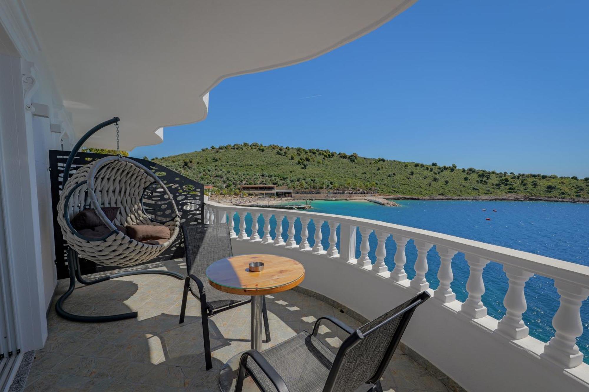Villa Juna Beach Sarandë Buitenkant foto